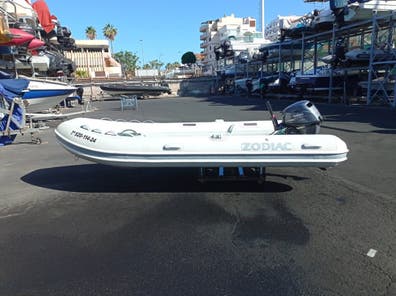 Milanuncios - zodiac 3.9 m yamaha 15 CV urge venta