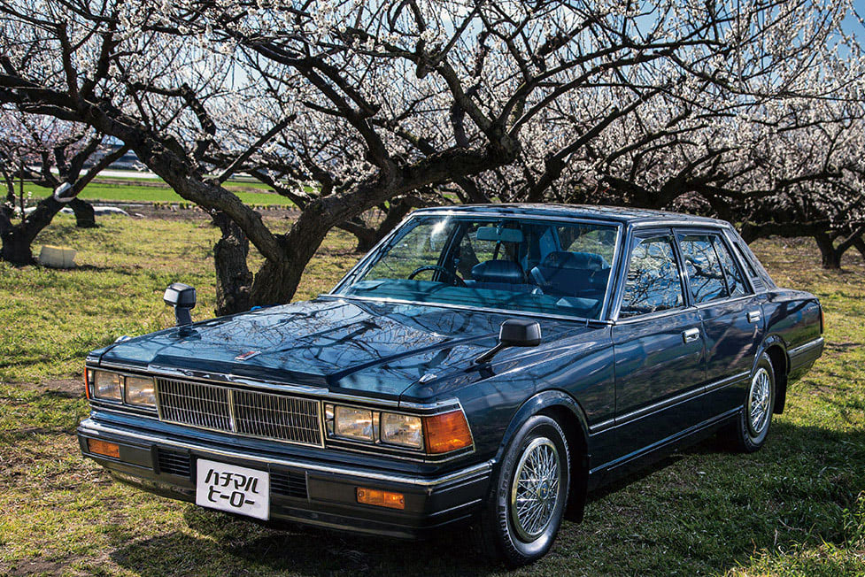 汚れやシミ、破れなどがひとつもない室内の430セダンに買い取りを決意