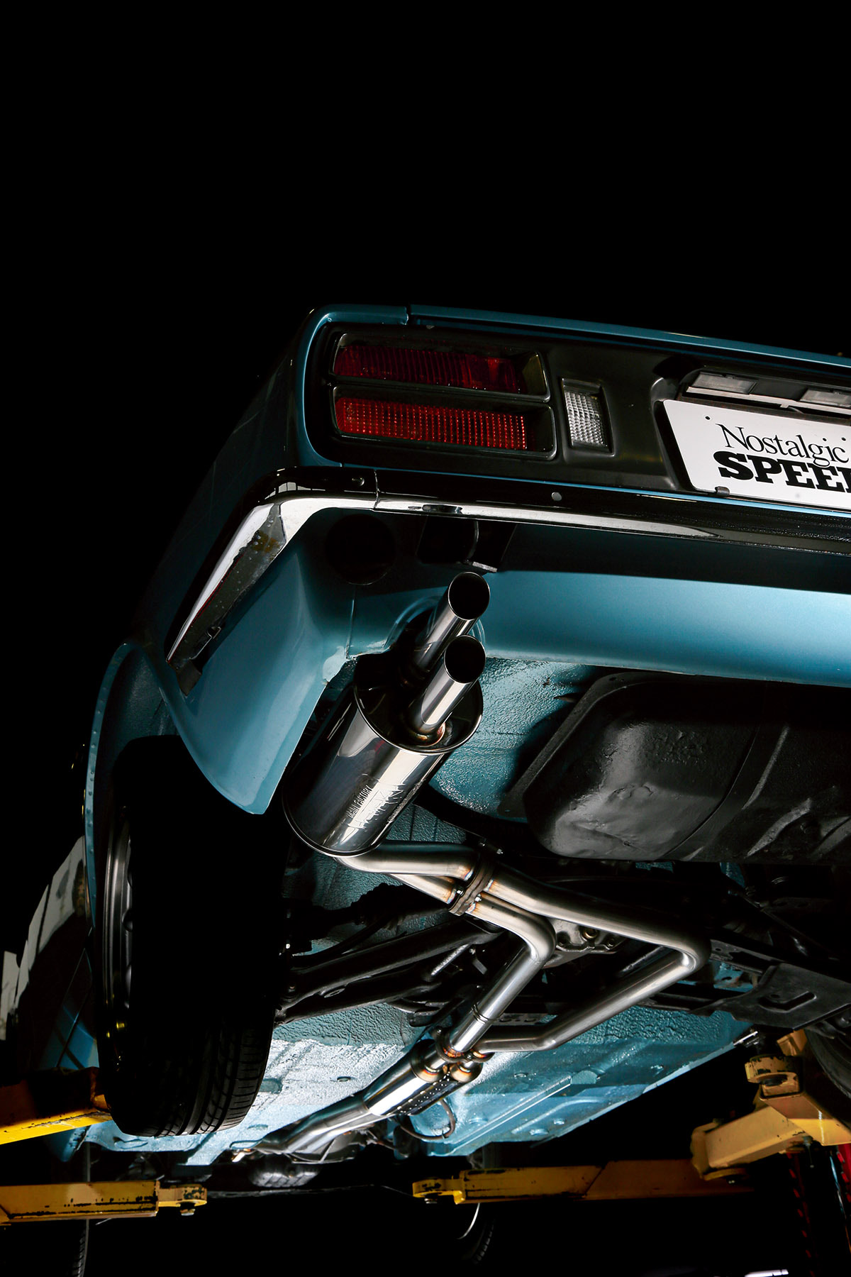 R200デフを装着したS30Z用のエキゾーストシステム｜FUJITSUBO EXH