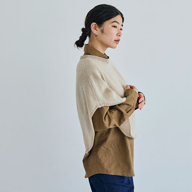 重ね着するポンチョケープ 杉綾｜衣料品｜中川政七商店 公式サイト