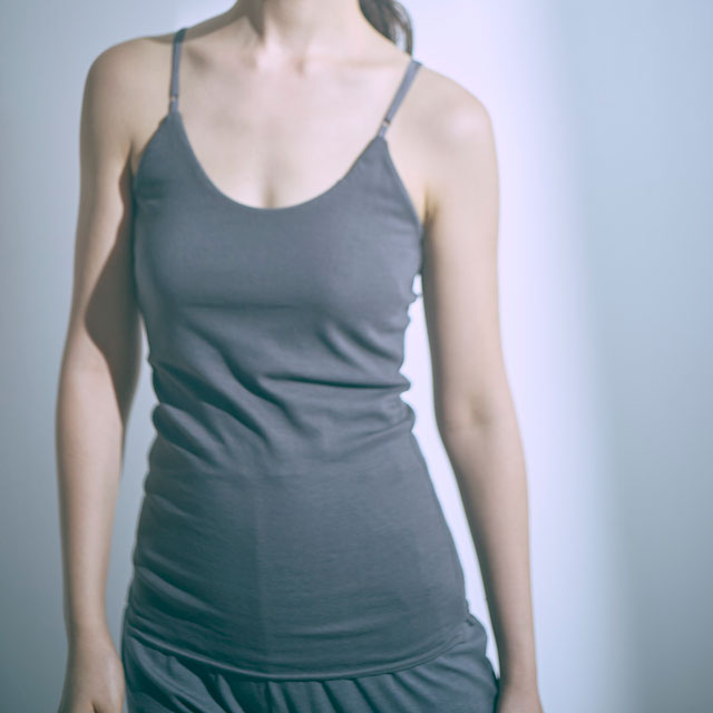 コットンシルクパッド入りキャミ