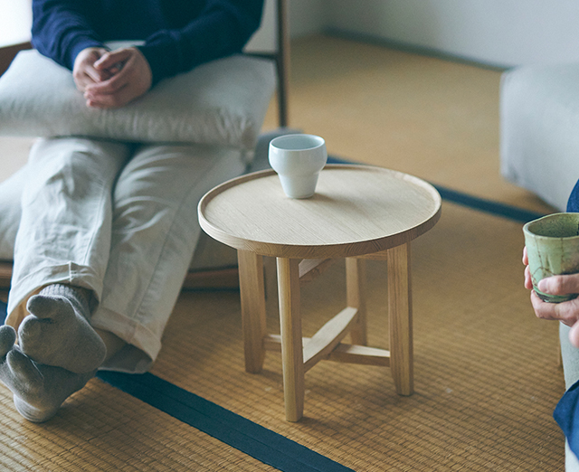 盆ちゃぶ台 supported by karimoku｜家を装う｜中川政七商店 公式サイト