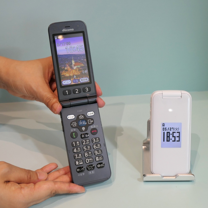 6年ぶりらくらくホンの新機種…FCNTが「ガラケー」に見いだす勝ち筋