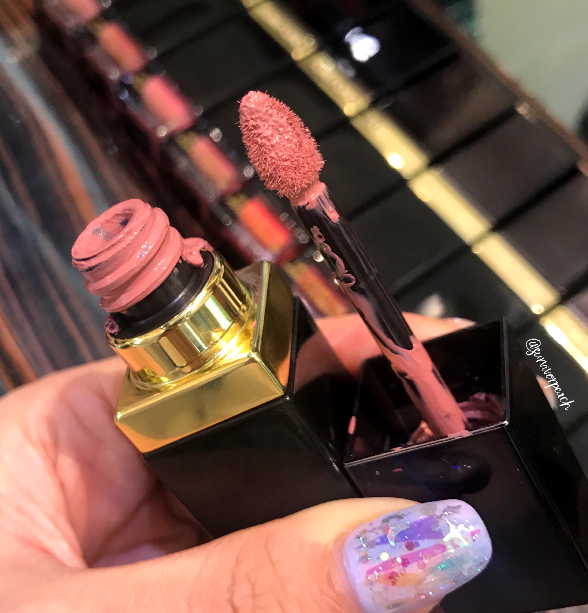 Tomford Lip Lacquer Luxe Matte and Lip Luxe Vinyl swatches