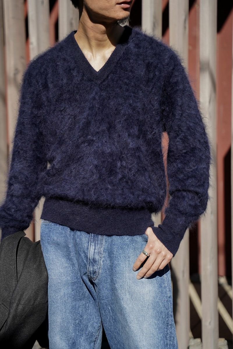 MAATEE&SONS Develop a Cashmere V-Neck Sweater Exclusively for 1LDK