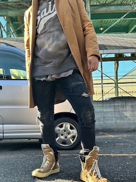 AMIRI Mx1 Skinny-Fit Leather-Panelled Distressed Stretch-Denim