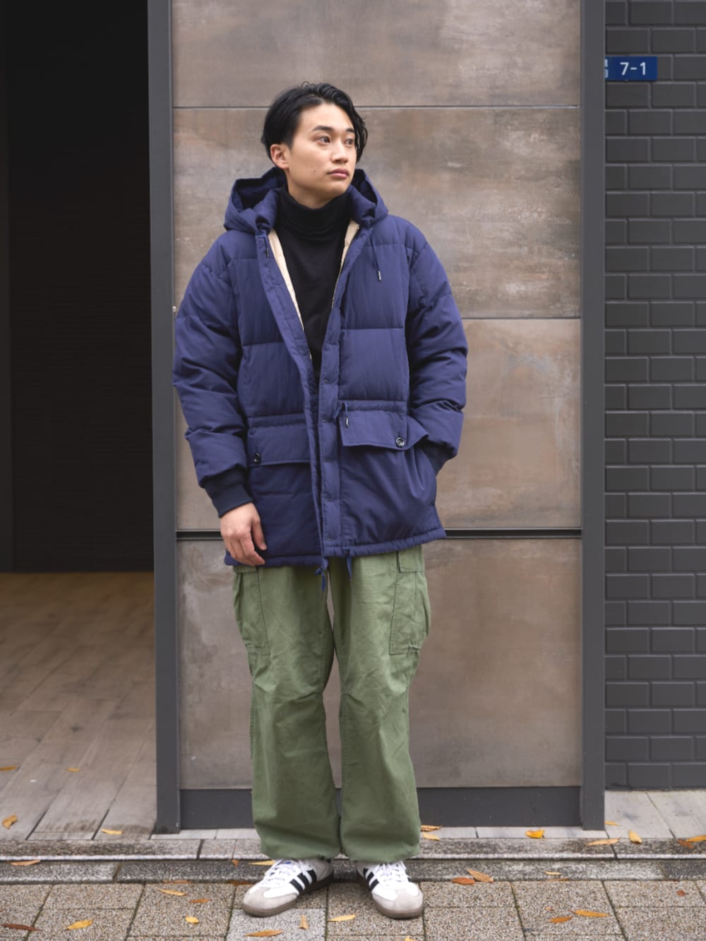 ブランドが誇る定番アイテム「カラコラム」 – Eddie Bauer | エディー