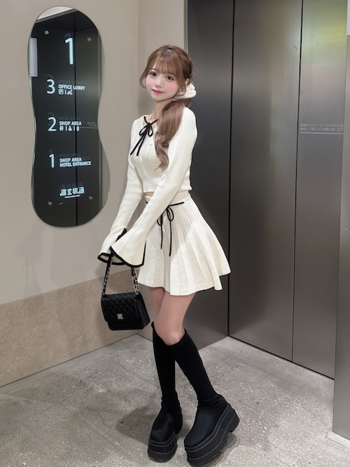 ウエストオープンリボンデザインニットミニワンピース（ワンピース