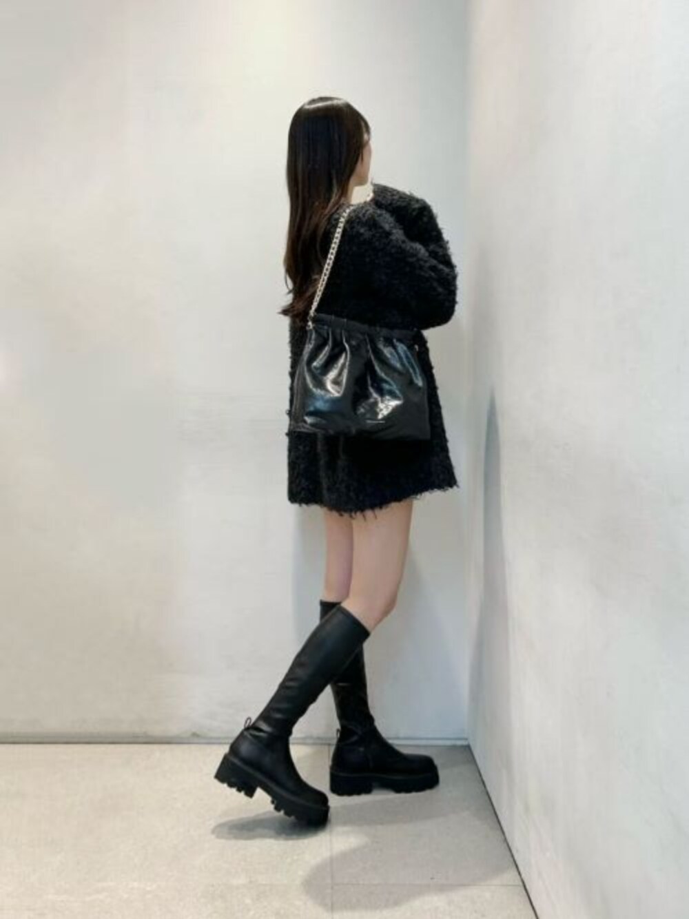 Imogen イモージェン チャンキープラットフォームロングブーツを使った