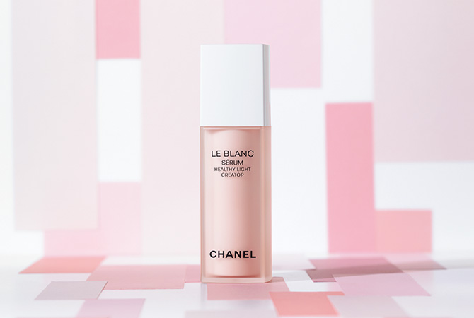 1か月使った実感は？ シャネル「ル ブラン セラム HLCS」を髙田万由子