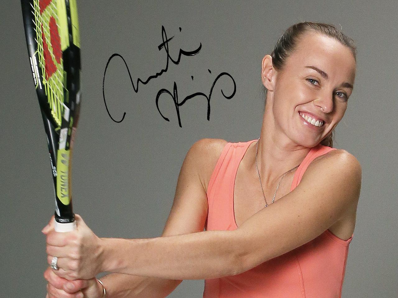 マルティナ・ヒンギス流「両手打ちバックハンド」のカギはバランスに