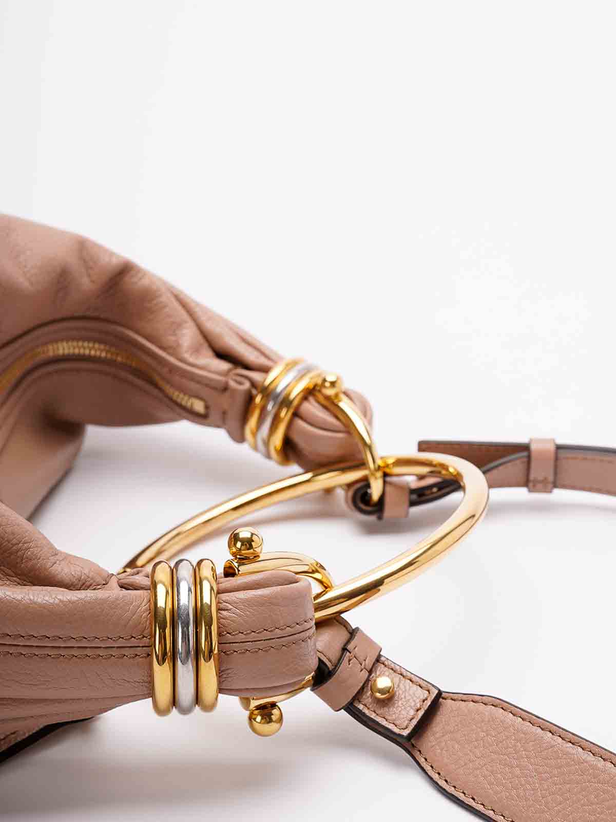 Chloe' クロスボディバッグ - ピンク|CHC24AS611N72527