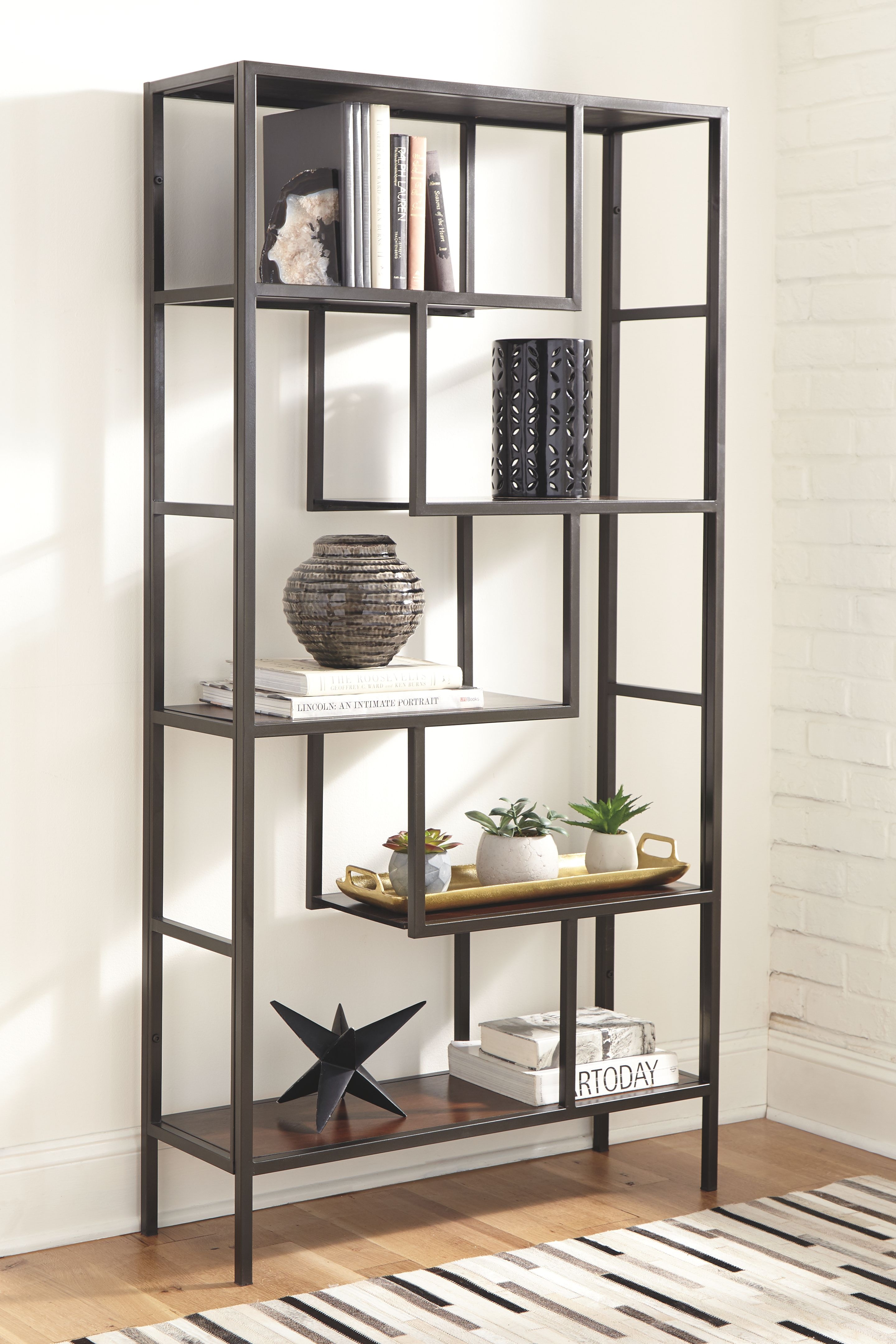 Signature Design by Ashley Home Office Frankwell Bookcase A4000021