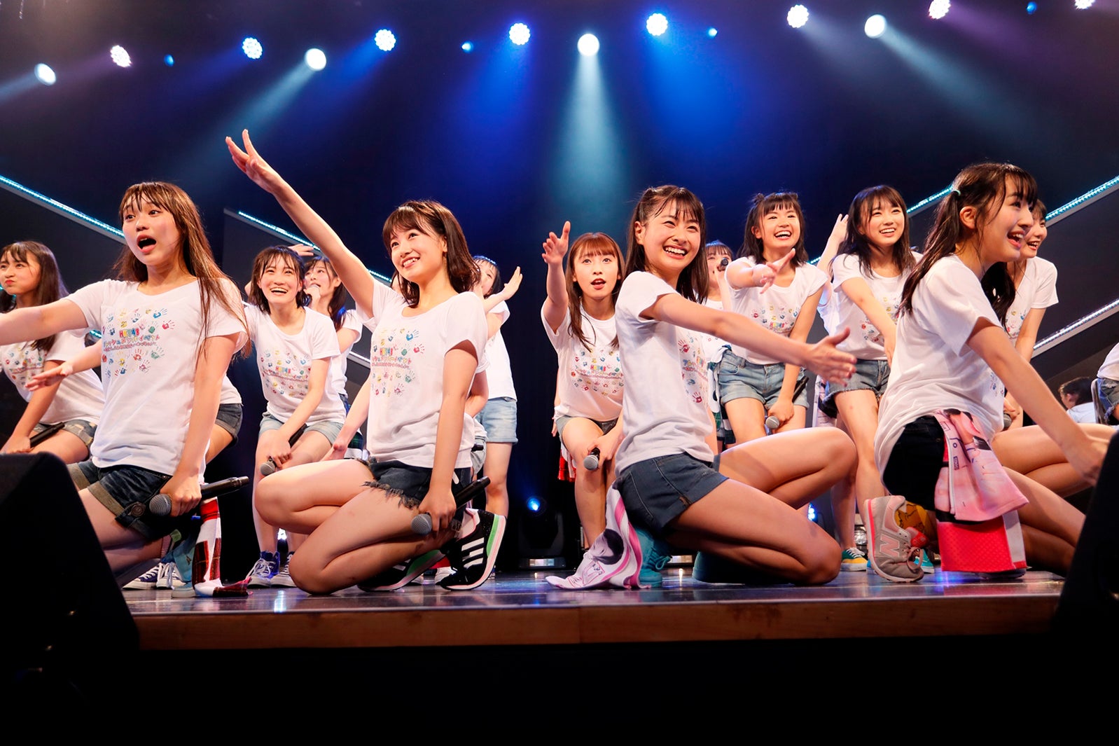 HKT48、史上最年少で快挙 フレッシュメンバーにサプライズ発表＜私たち