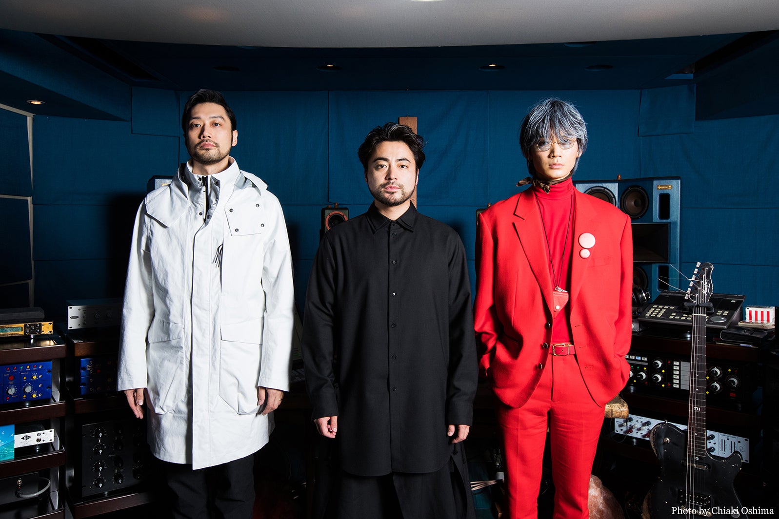 山田孝之×綾野剛×内田朝陽「THE XXXXXX（ザ・シックス）」1stアルバム