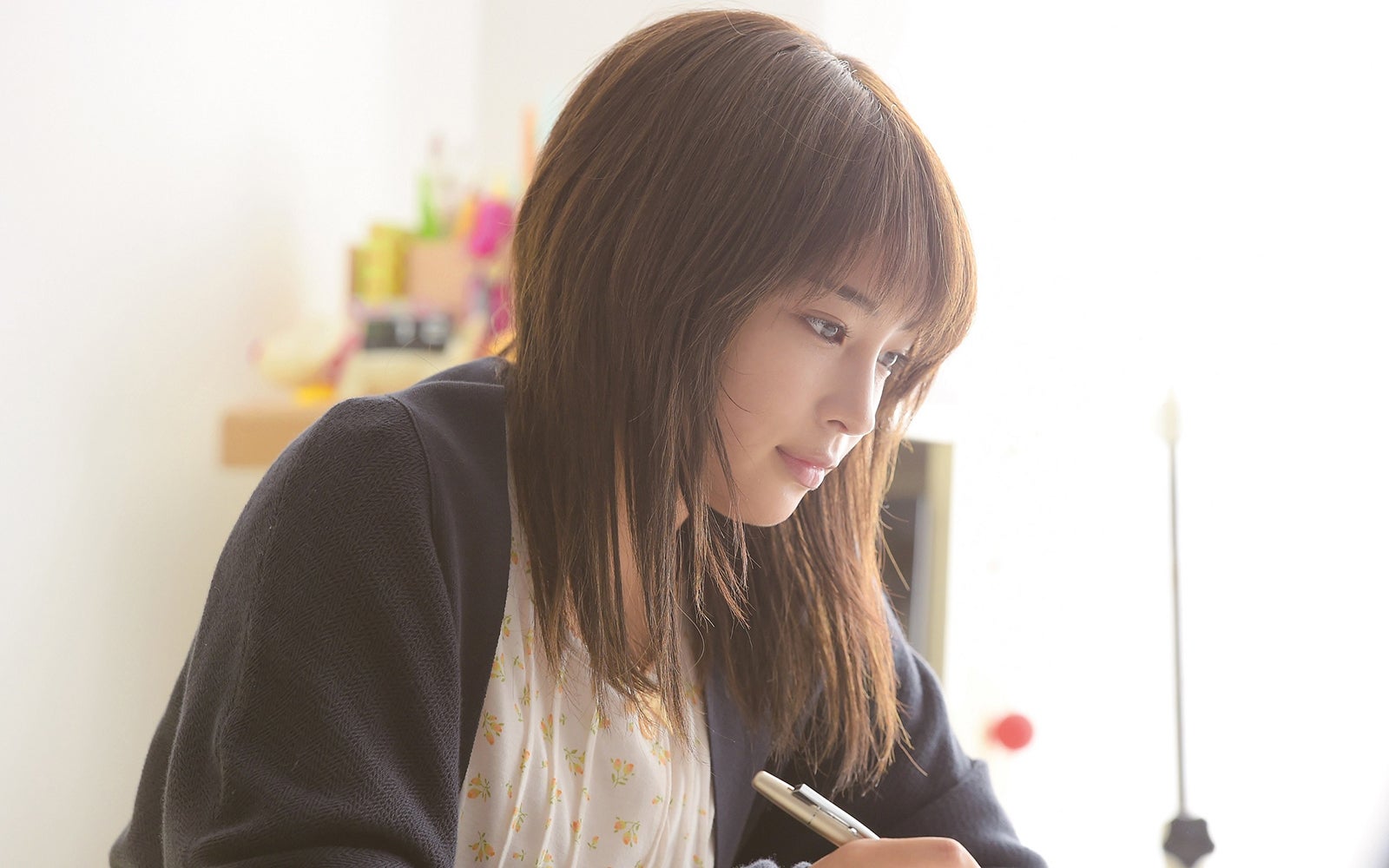 広瀬すず「ブレないこと。自分の意志だけは強く持っていたい」／『四月