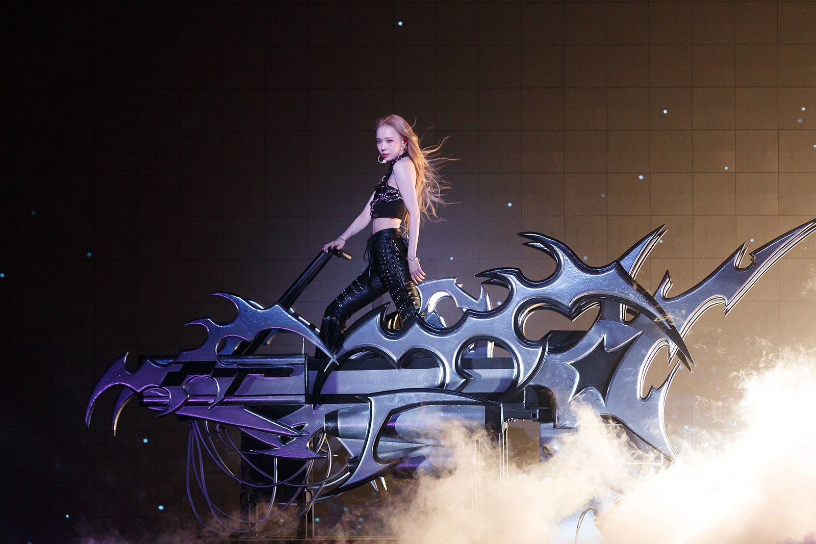 aespa「Whiplash」ランウェイウォークでも魅せる迫力ステージ ジゼルは