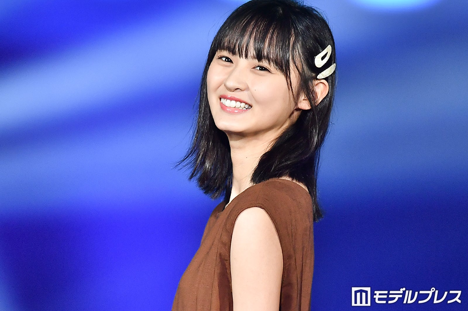 乃木坂46新センター遠藤さくら、堂々初ランウェイ 投げキッスも披露