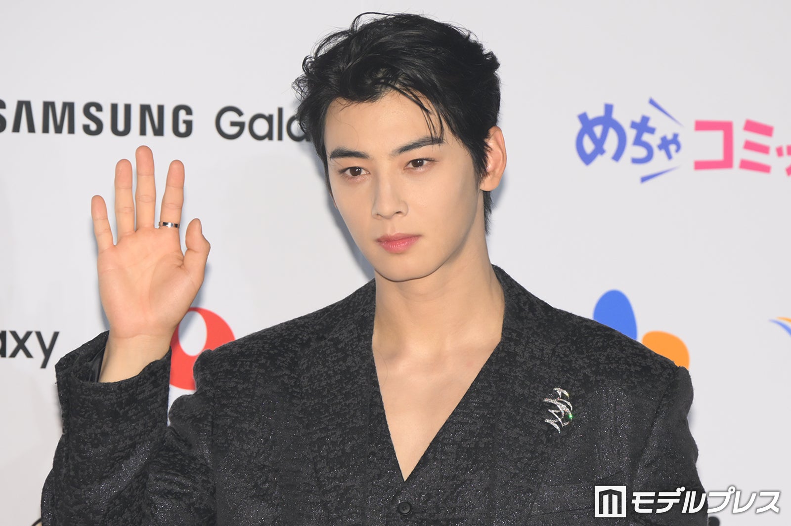 _5PzzDfw_f3JpAKJUIW0ANunPlWqLF