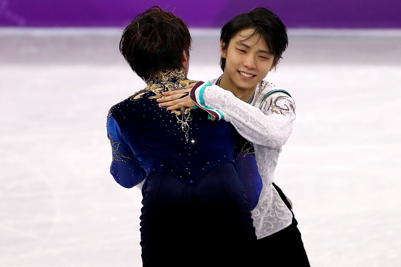 羽生結弦、涙の金メダル！宇野昌磨は初出場で銀＜平昌五輪＞ - モデル