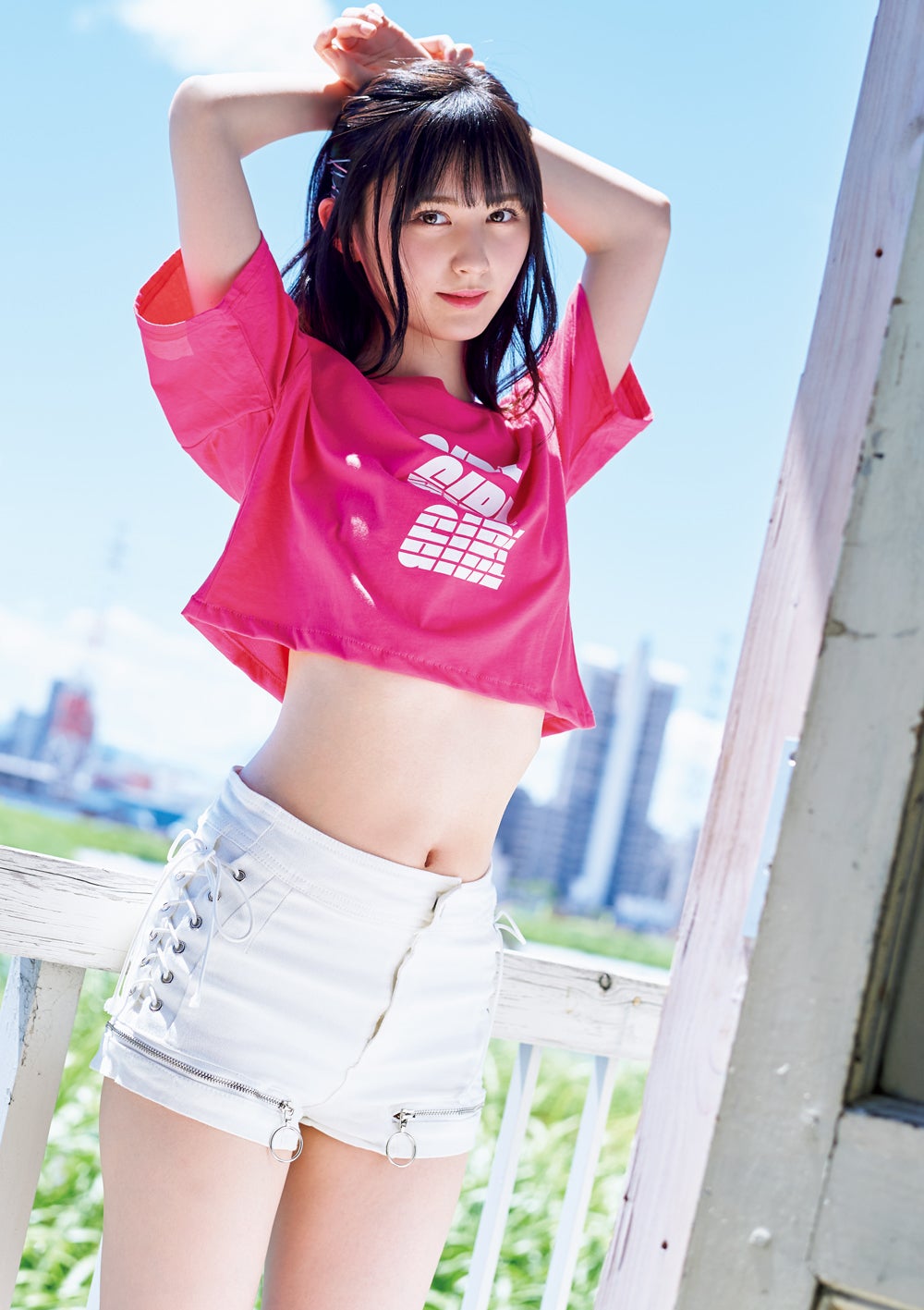 NMB48川上千尋＆東由樹＆石田優美＆古賀成美、ヒョウ柄SEXY水着で悩殺