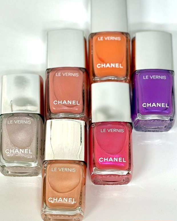 シャネルから特別仕様の「ヴェルニ」登場！ 夏に使いたい限定カラーが