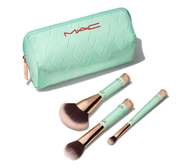 クリスマスコフレ2025】ポーチ付きのホリデー限定品特集！発売日・予約