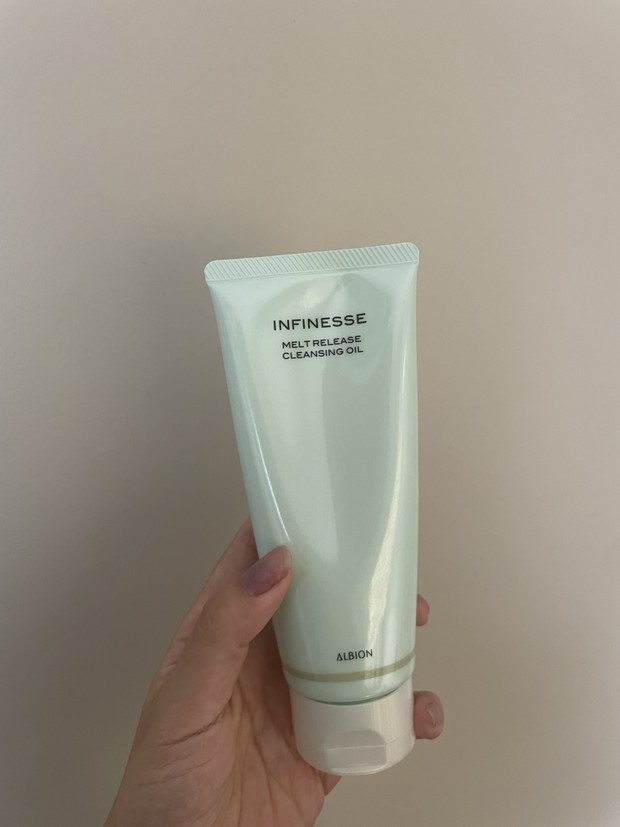 アンフィネス】「メルトリリースクレンジングオイル」ジェルがオイルに