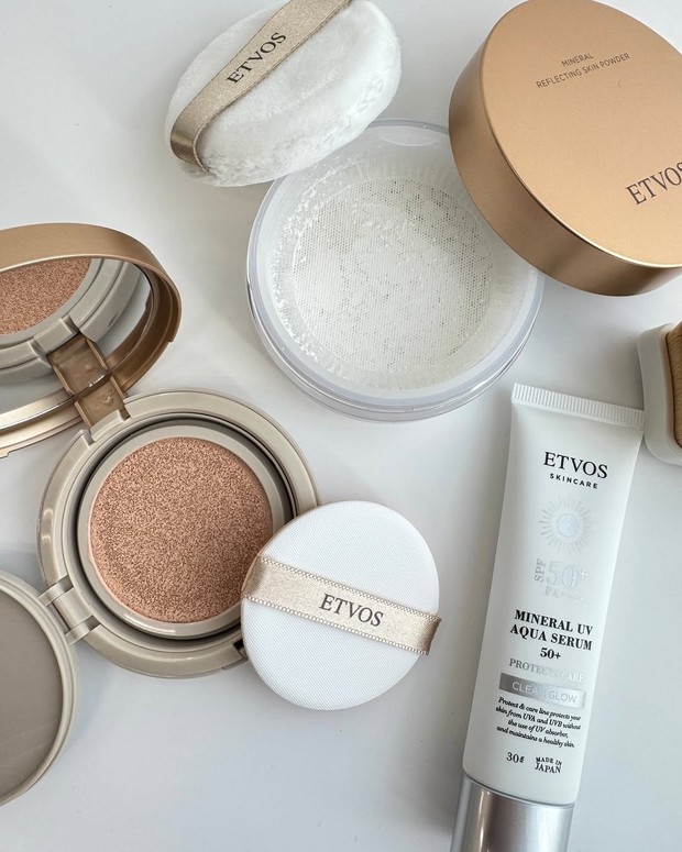 エトヴォス】新作UVパウダーや下地など、注目のベースメイクアイテムを