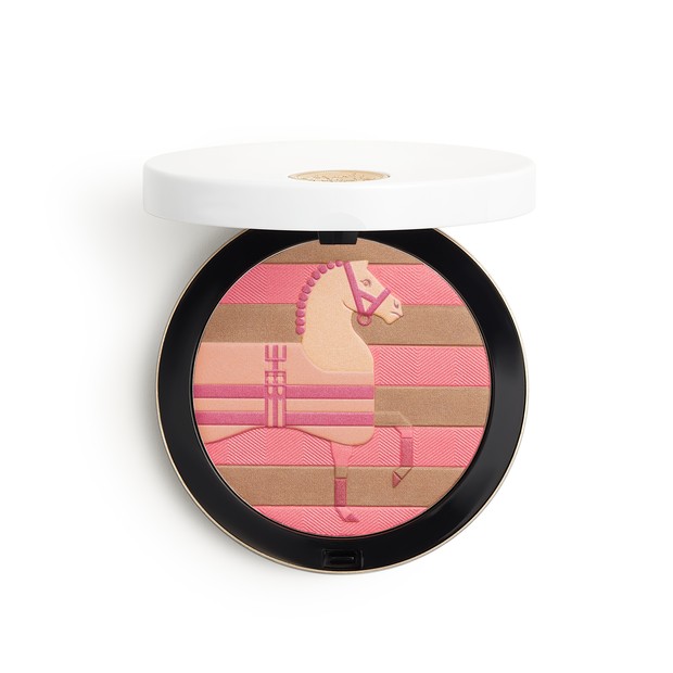 エルメス ビューティからメゾンを象徴するラグをモチーフにした