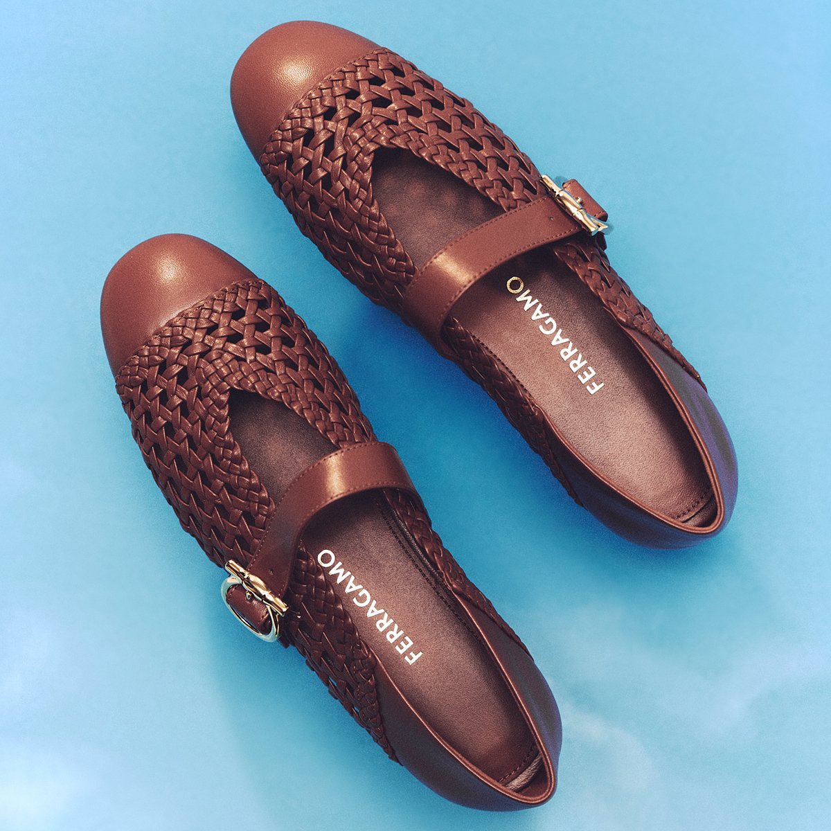 生命と美、死と混沌をクリスタルで表現。ダミアン・ハーストとラリック