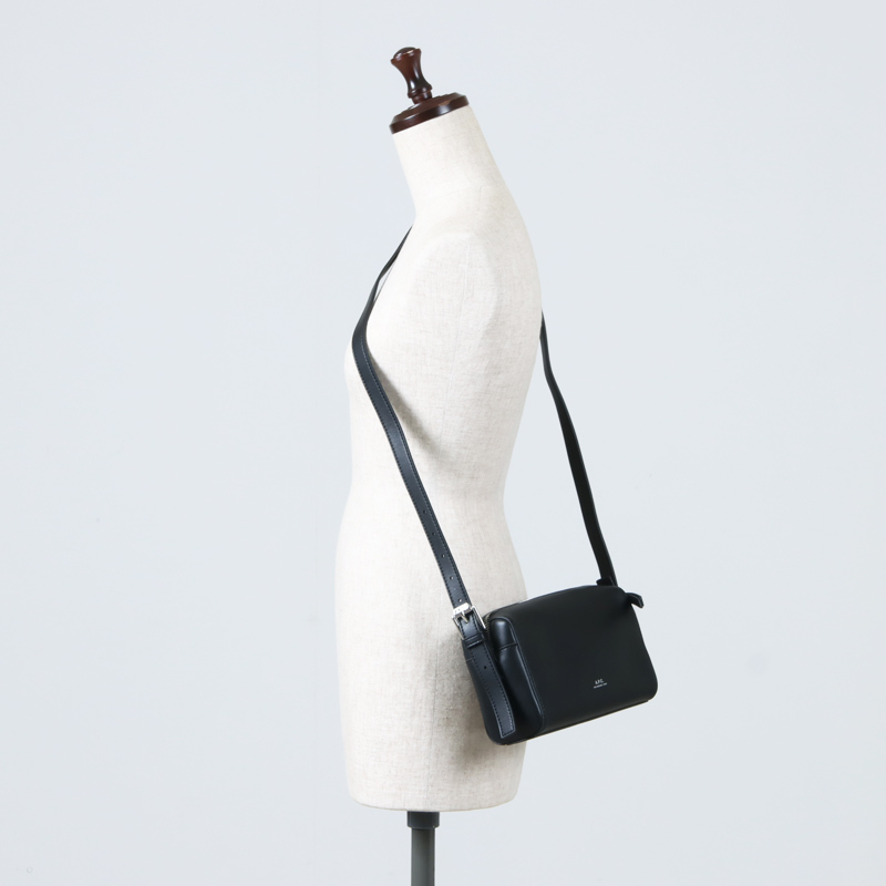 A.P.C. (アーペーセー) CAMERA BAG NINO / カメラバッグ