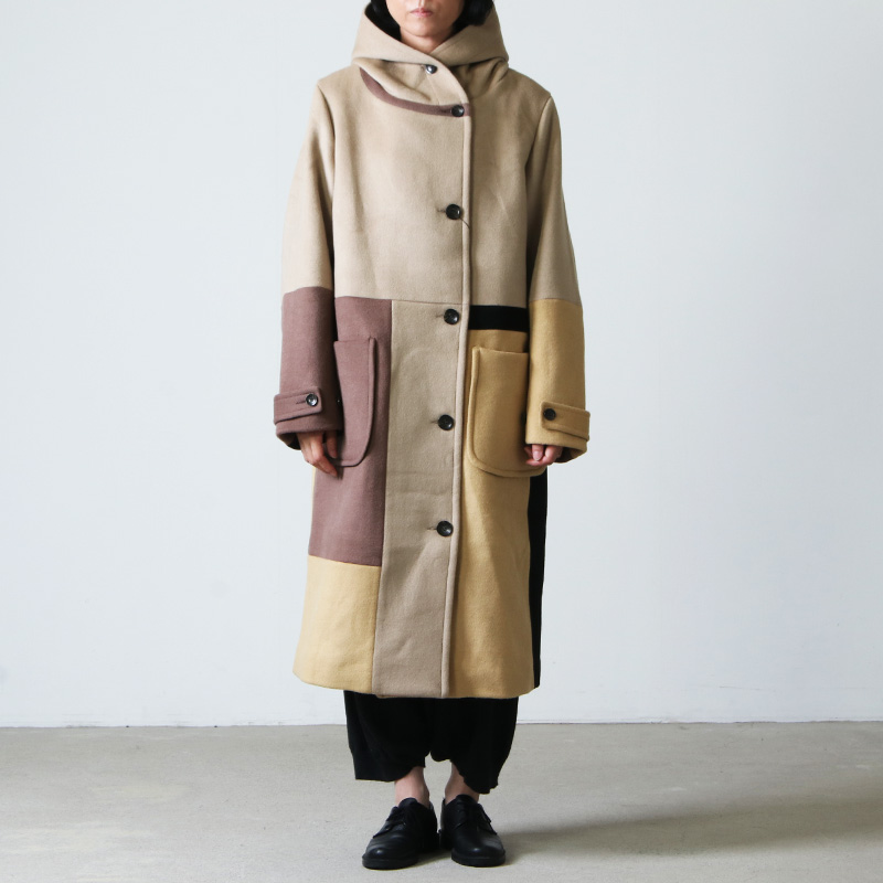 blanc basque (ブランバスク) 圧縮ウールカラーブロックコート