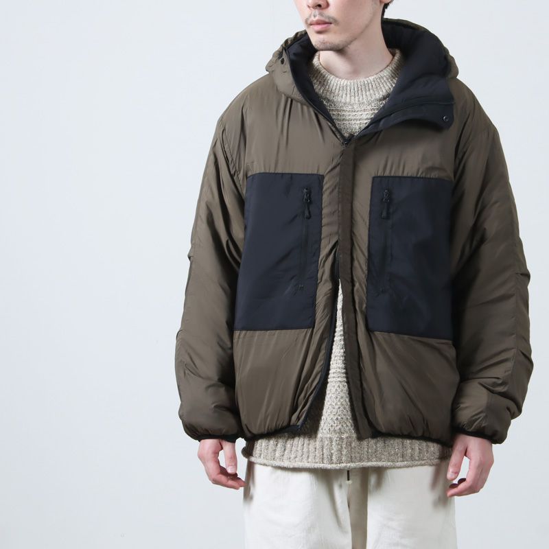 DAIWA PIER39 (ダイワピア39) TECH REVERSIBLE CLIMBERS PUFF JACKET