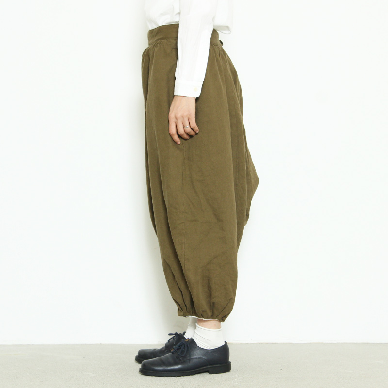 GARMENT REPRODUCTION OF WORKERS (ガーメントリプロダクションオブ