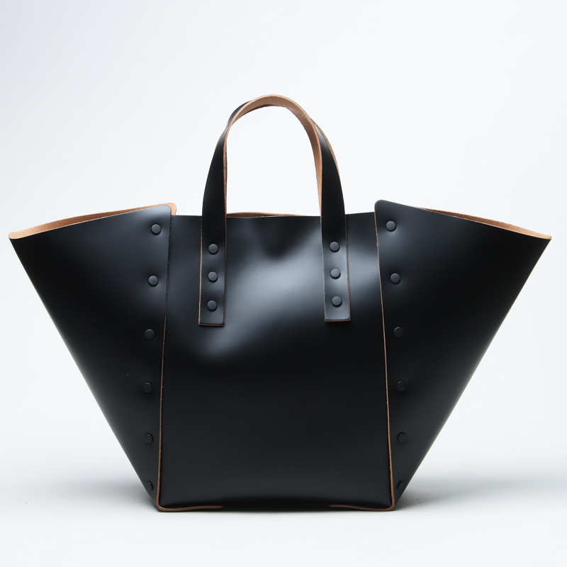 Hender Scheme (エンダースキーマ) assemble hand bag wide M