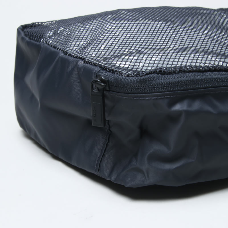 MONOLITH (モノリス) TRAVEL POUCH STANDARD S / トラベルポーチ