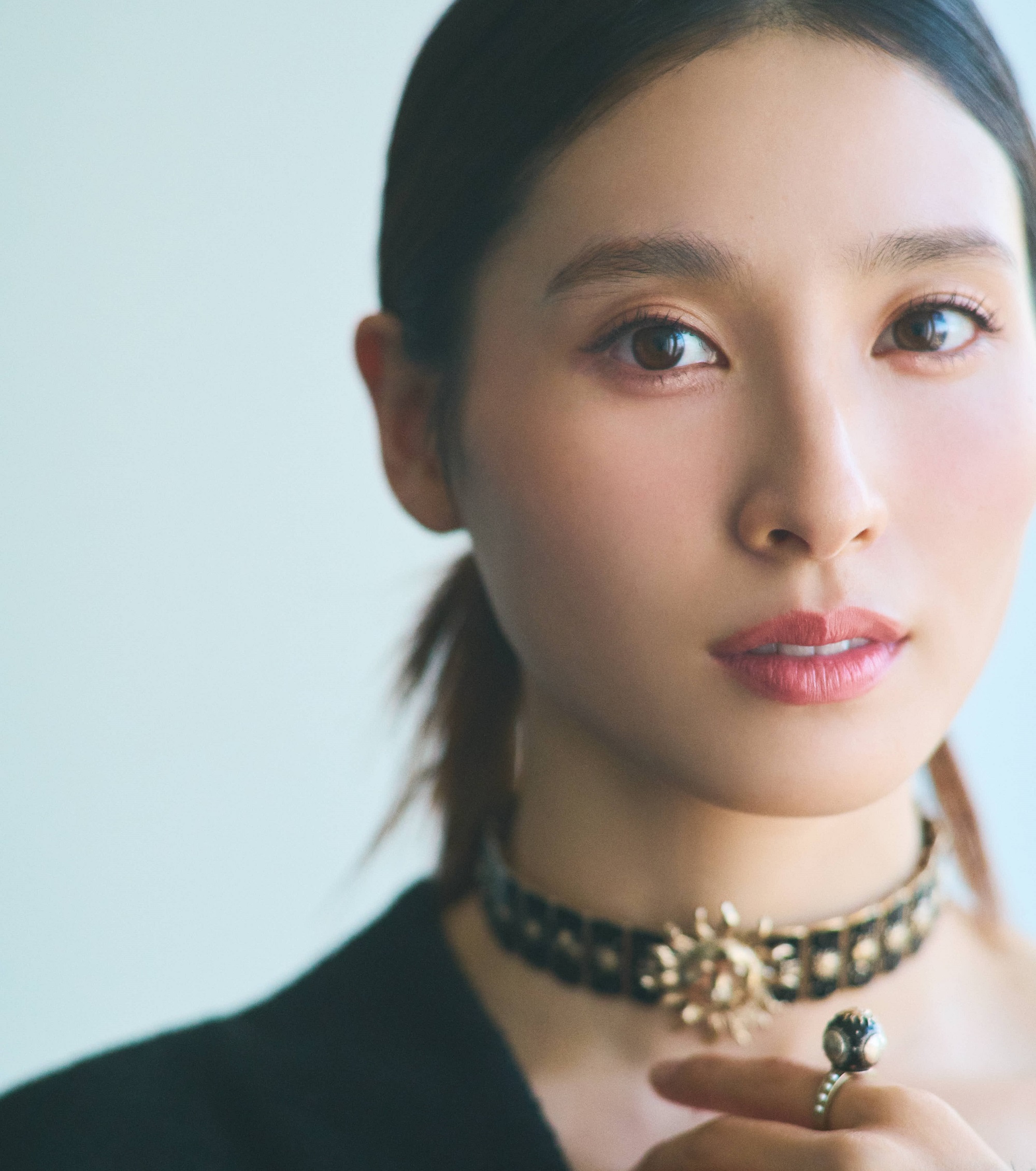 土屋太鳳】レジェンド的人気シリーズ『あぶない刑事』最新作に出演