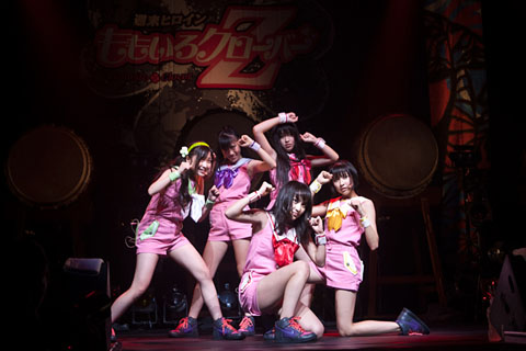 ももクロZ“女祭り”が激しく、かわいく、おしゃれに、面白く開催