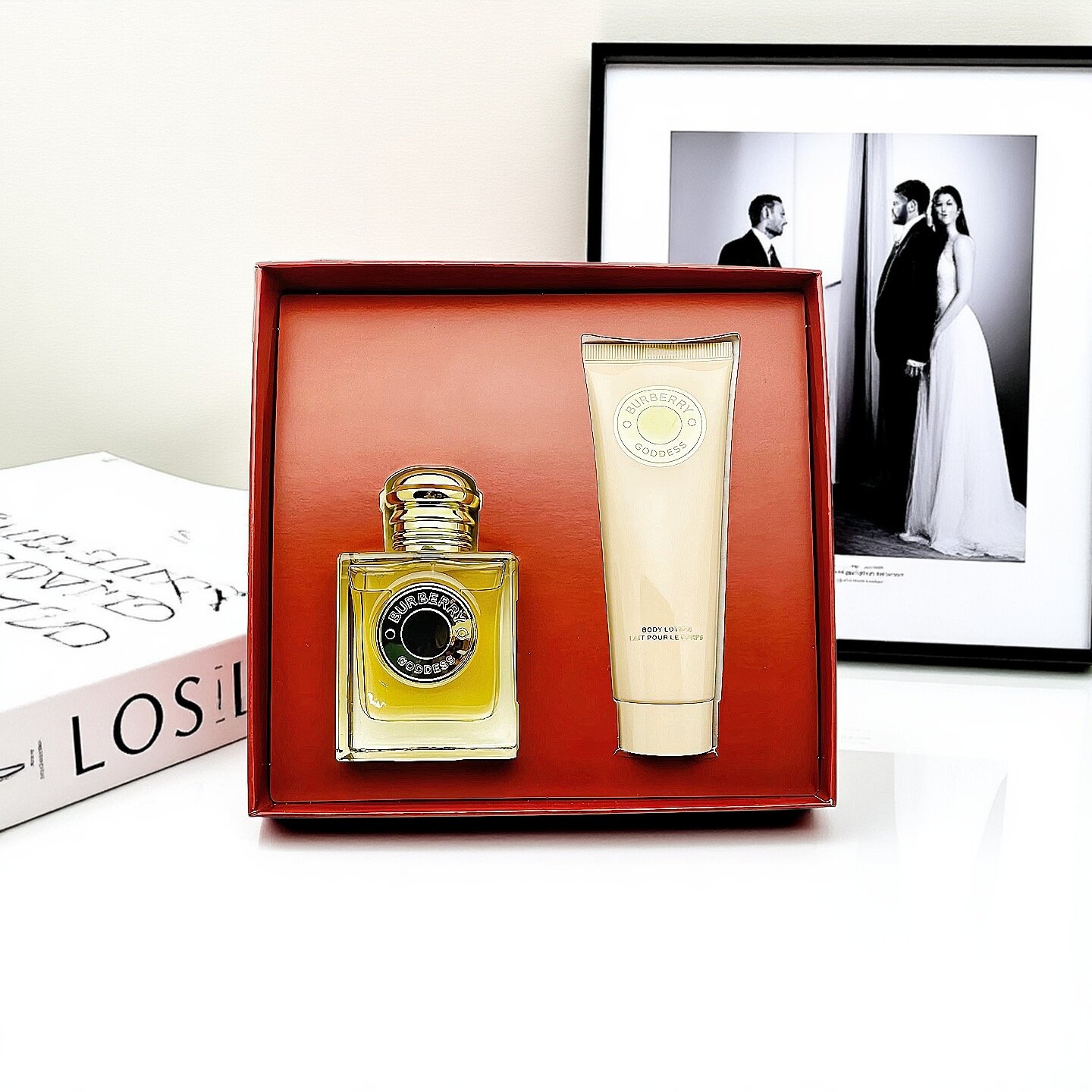 所有女生！这支Burberry博柏利Goddess女神香水，让你成为全场焦点！_