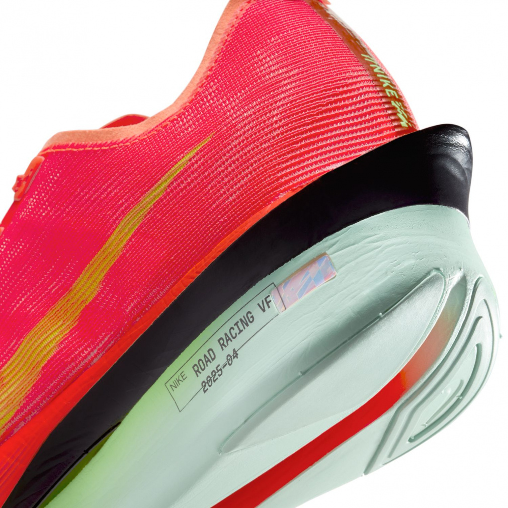 ナイキ VAPORFLY 4 ヴェイパーフライ 4 HF6414-600 メンズ 陸上