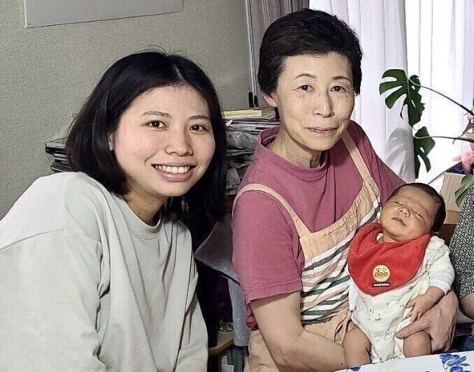 親子2代で赤ちゃん投稿が掲載！『ひよこクラブ』がつなぐ家族の30年間