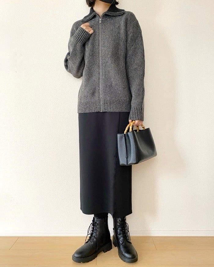 ユニクロの「ふんわりニット」が最高に良すぎた…！ゆるっと着られて