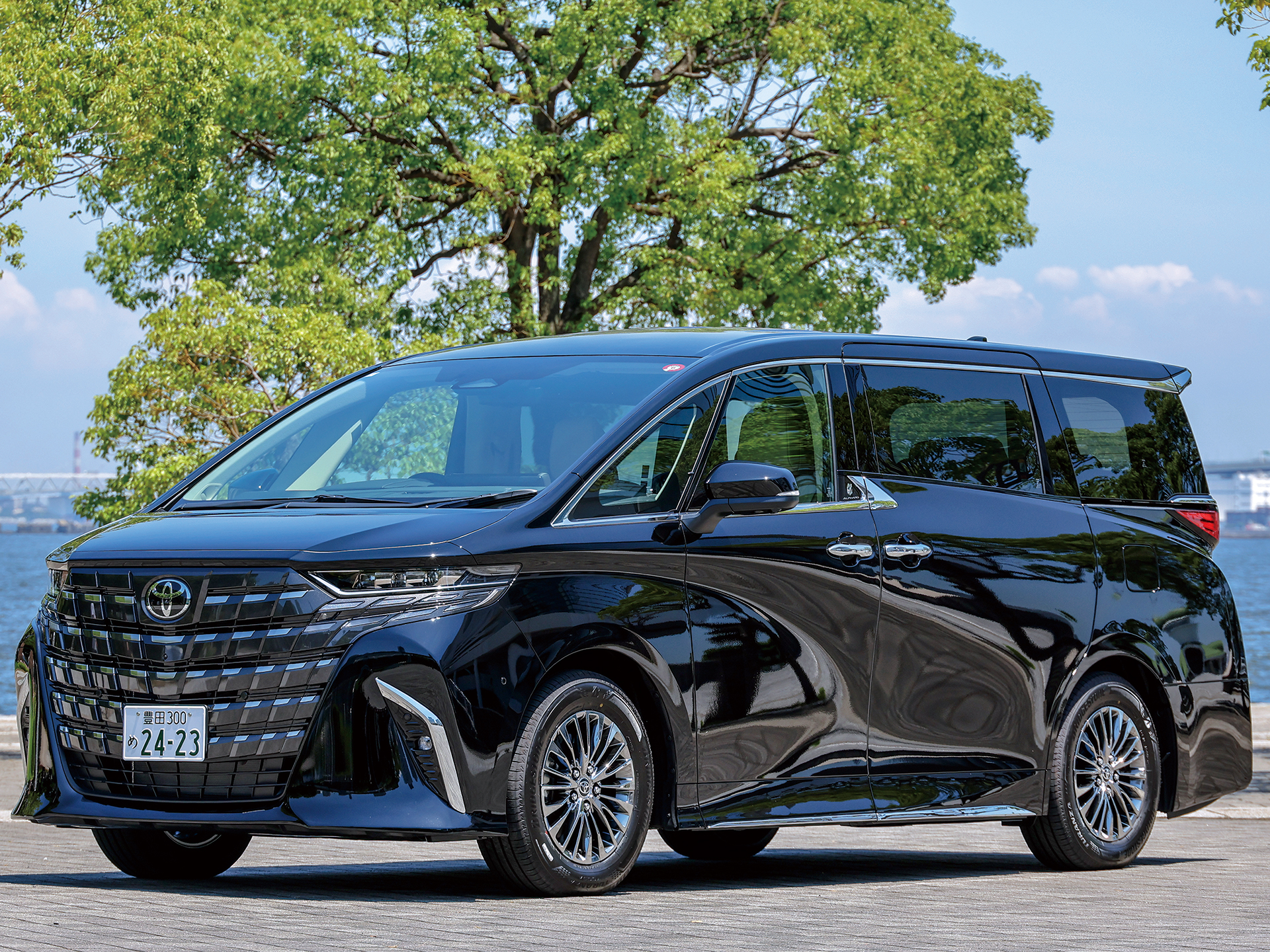 ヴェルファイア（トヨタ）3．5V（2014年4月）｜カタログから中古車