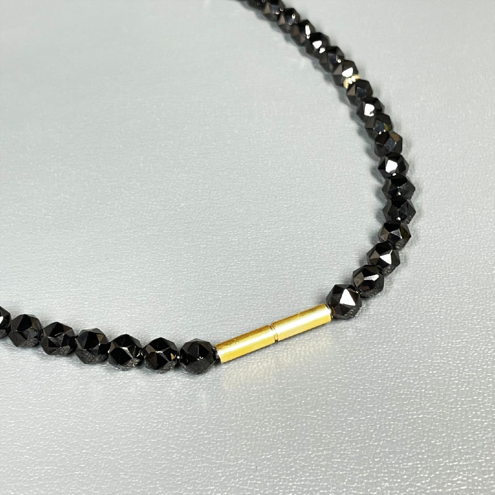 ハイクラスを求めるあなたへ］ K18ビーズ スターカットスピネル