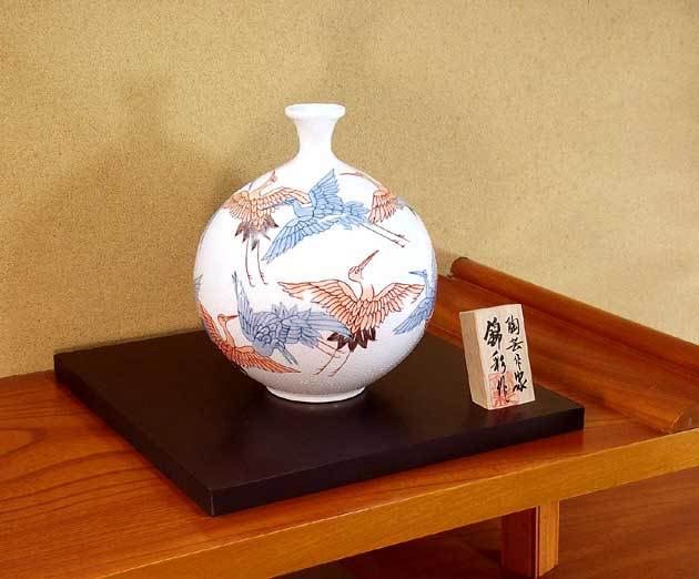 有田焼 陶芸家 藤井錦彩作】有田焼美術品 染錦群鶴絵飾り花瓶 文字入れ