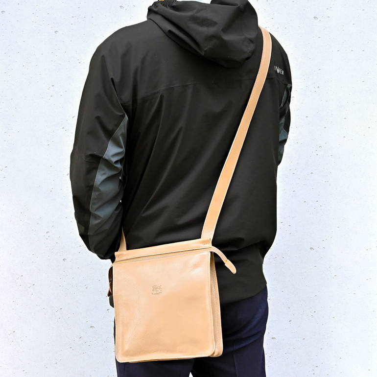 イルビゾンテ IL BISONTE ショルダーバッグ メンズ メッセンジャー