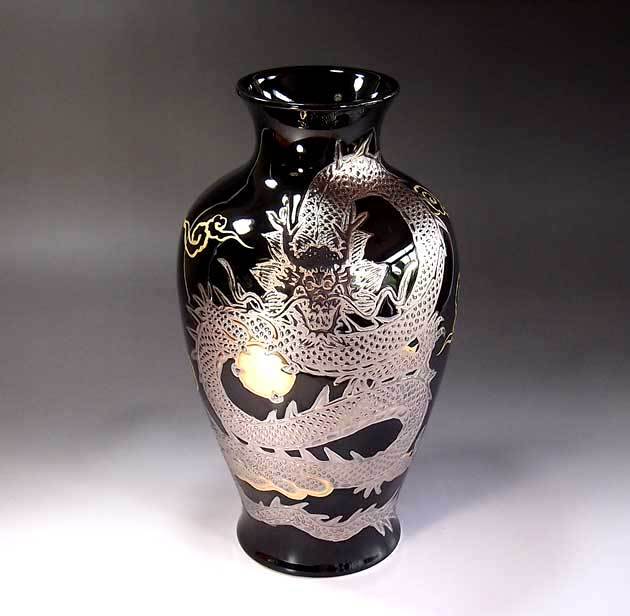 有田焼 陶芸家 藤井錦彩作】有田焼美術品 天目釉金プラチナ彩龍絵飾り