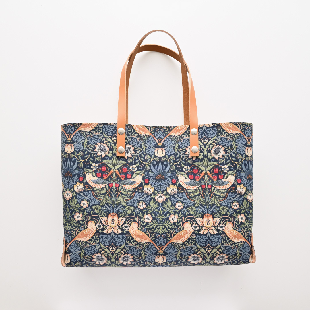 A4 トートバッグ 【 ウィリアムモリス いちご泥棒 ピンパネル 】 本革