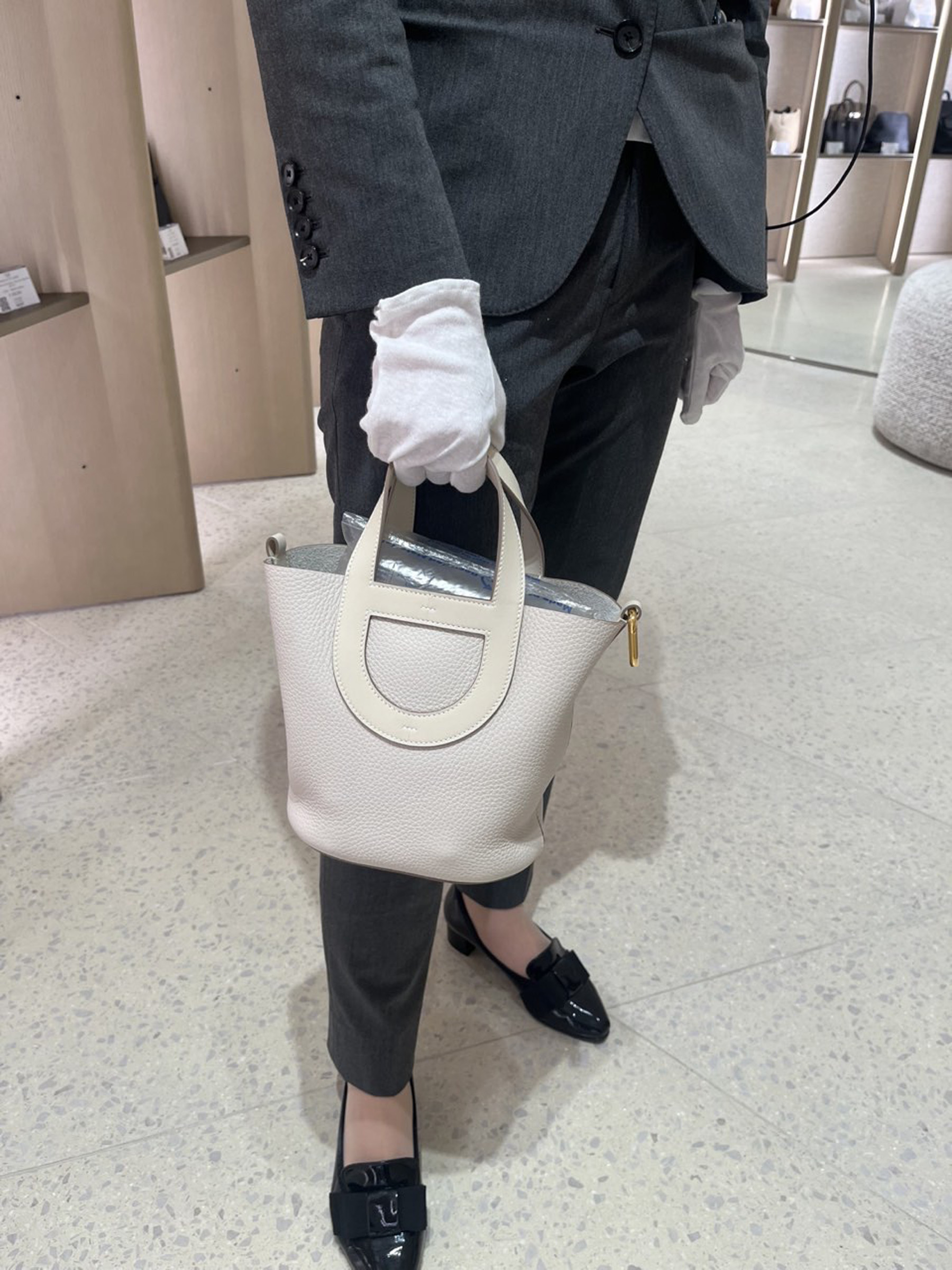 Unused ( Rank NS ) HERMÈS In-The-Loop 18 Craie (10) Clemence Swift